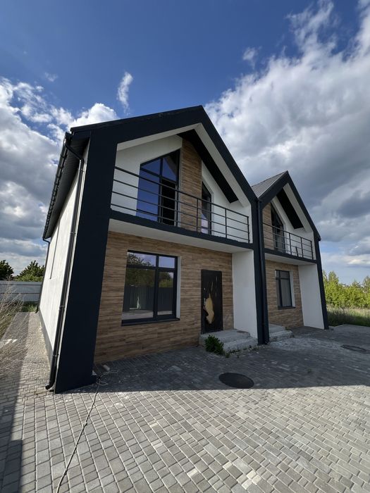 Дуплекс 100м2 /2,5 сотки/ білогородка/ без комісії