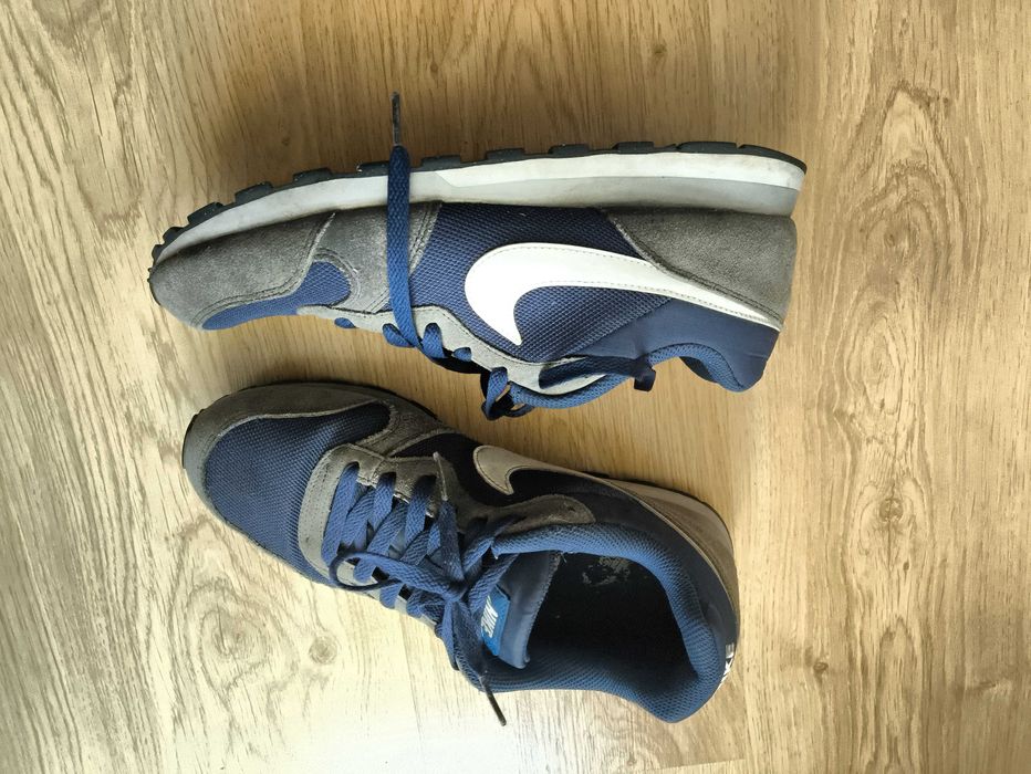 Buty sportowe Nike MD Runner, rozmiar 42,5