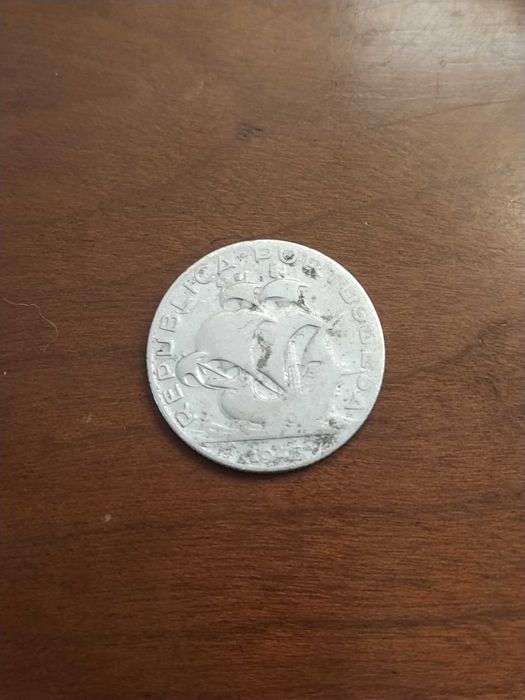 Moeda de 2,5 escudos de 1945 de prata da república portuguesa