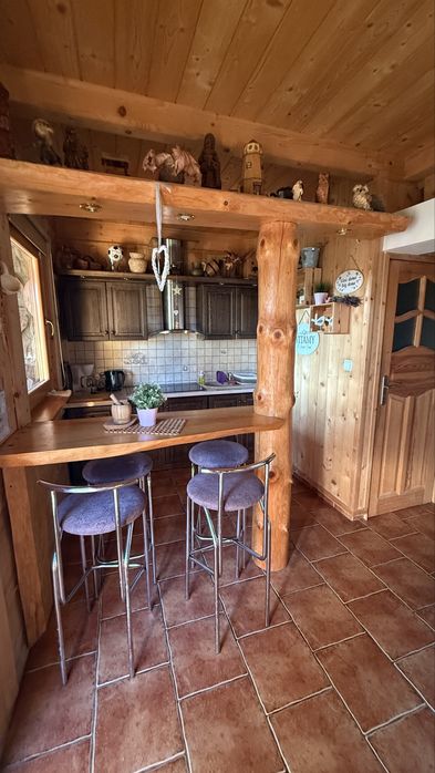 Dom Góralski z Bali na Kaszubach nad jeziorem Deka