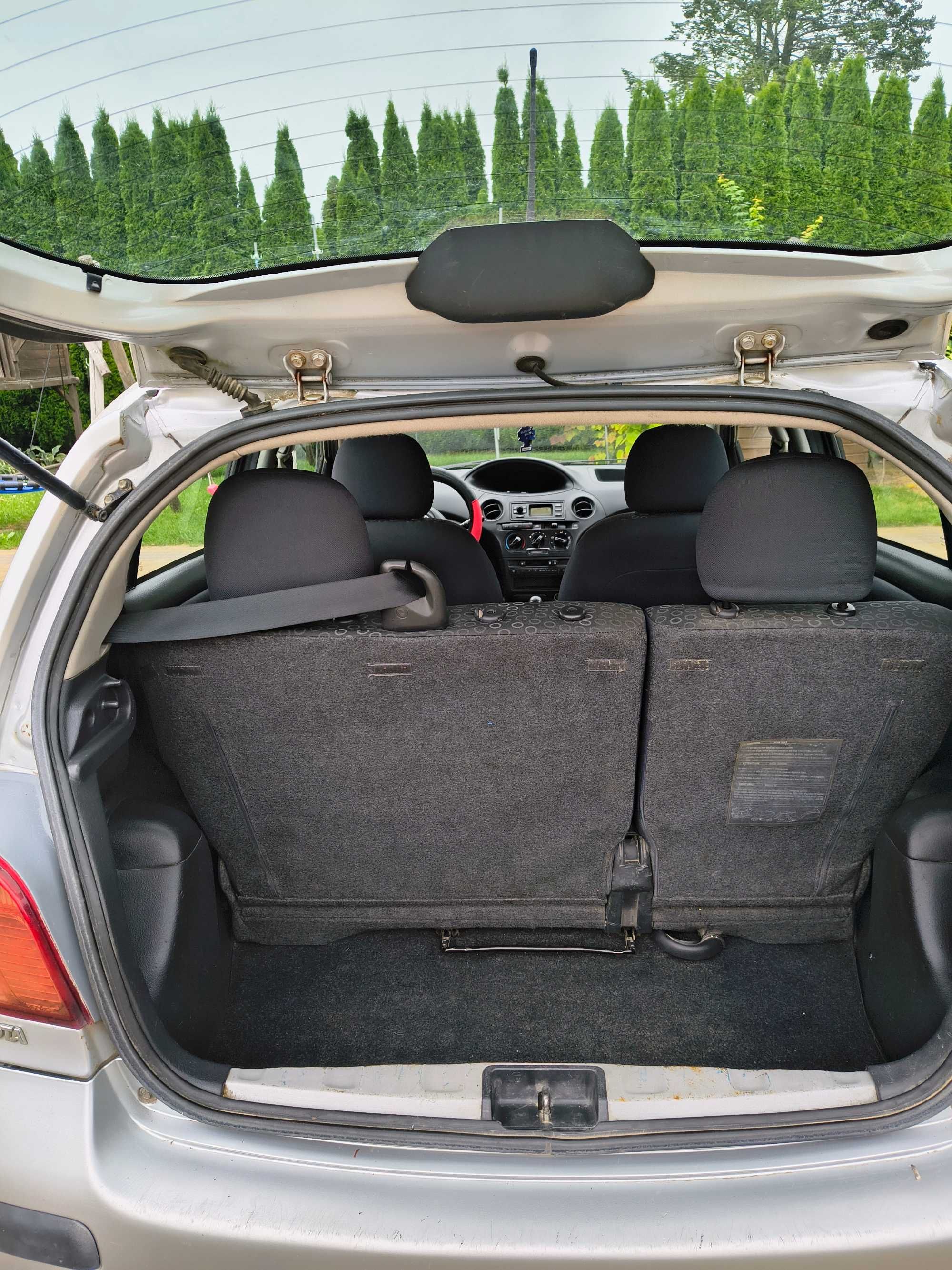 Toyota Yaris 1.0 benzyna 2005