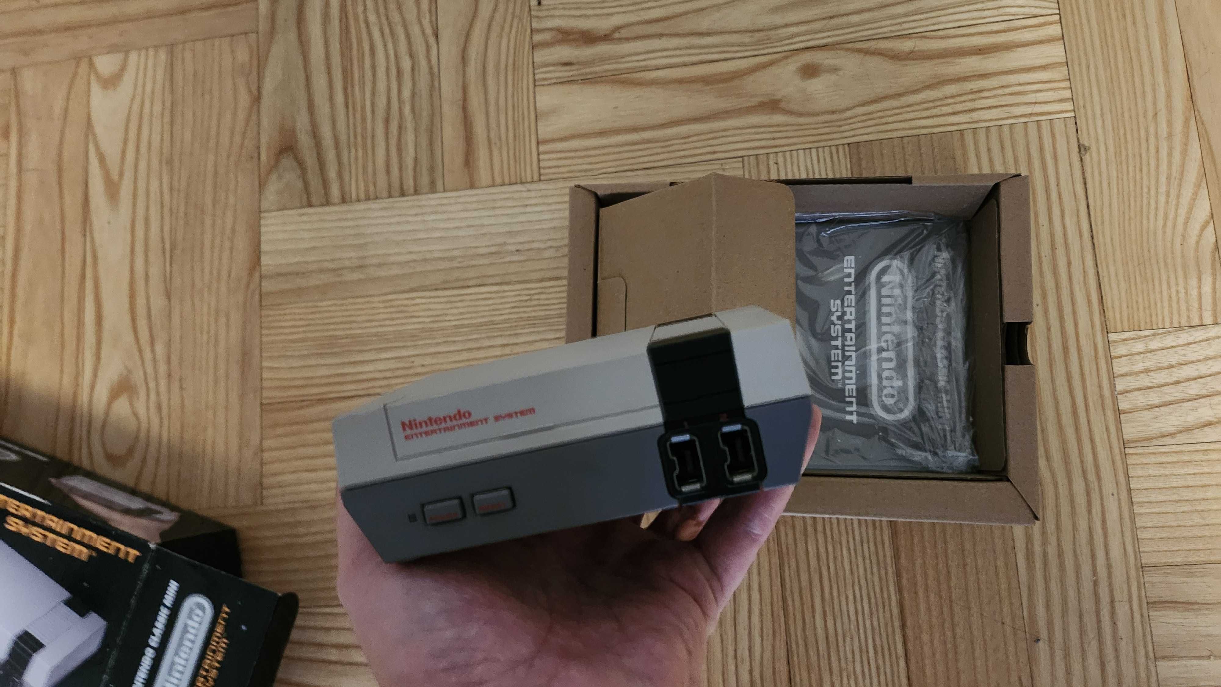 NES Mini (Genuine Nintendo Product) With rare boxed 2nd Controller