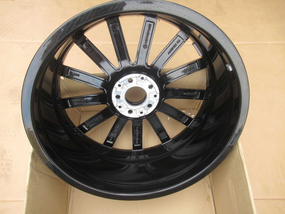 Felga 20 Mercedes GLB AMG 8x20 ET48 oryginał