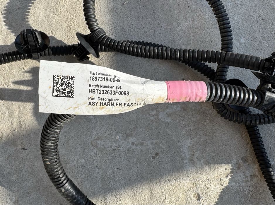 Tesla Model 3 highland проводка бампера