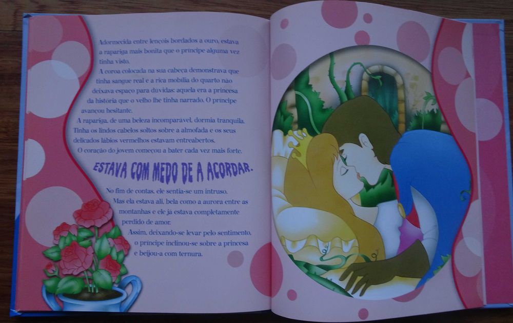 A Bela Adormecida (Oferta de DVD Com Desenhos Animados)