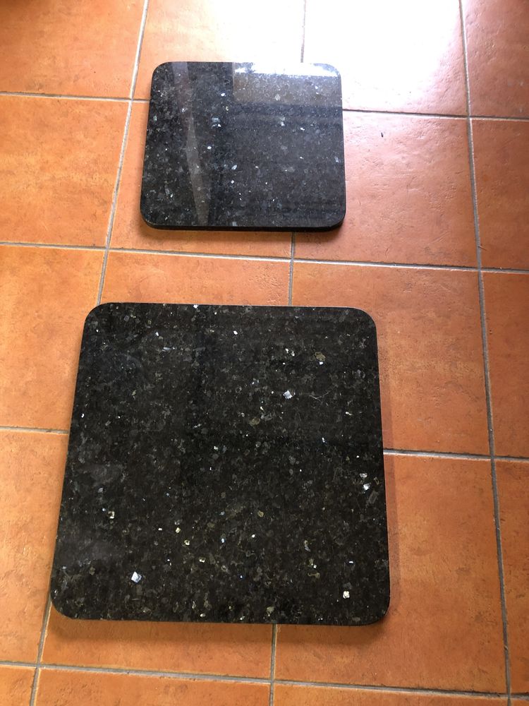 2 pedras de marmore preto para mesas