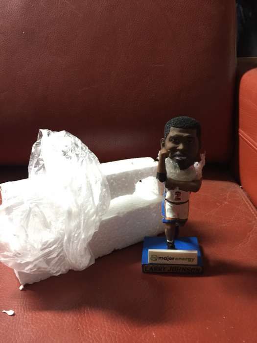 Mascote Larry Johnson knicks nova