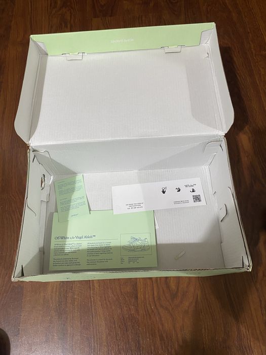 Off-White Sapatilhas