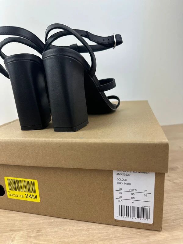 ORYGINALNE BUTY Buty na obcasie Zign czarne rozmiar 35