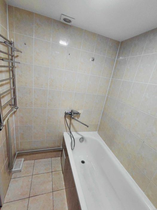 Продам видову двокімнатну квартиру на Ковалівці з ремонтом та АГВ