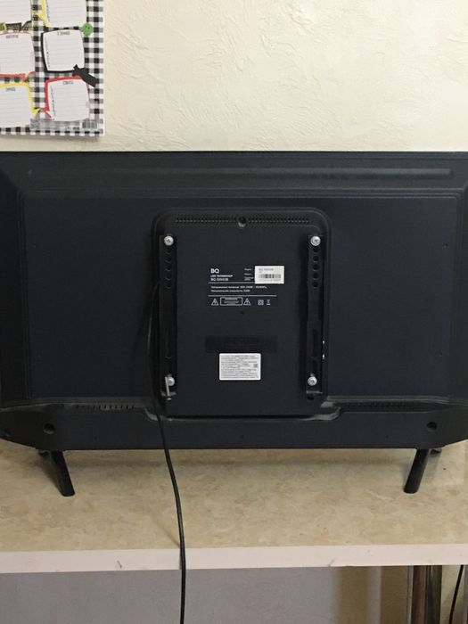 Продам на запчасти или востоновление Лед тв BQ