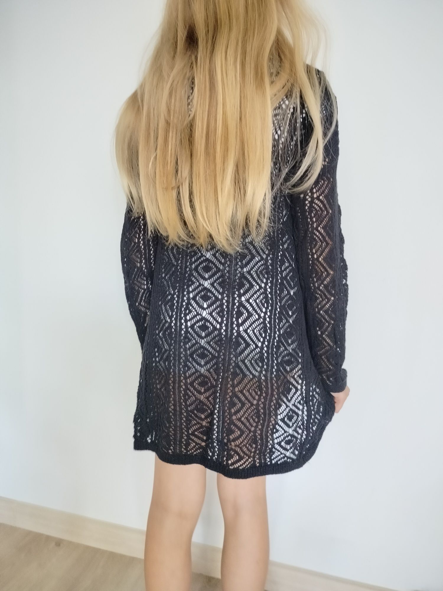 Kardigan dziewczęcy ażurowy H&M czarny 146/152