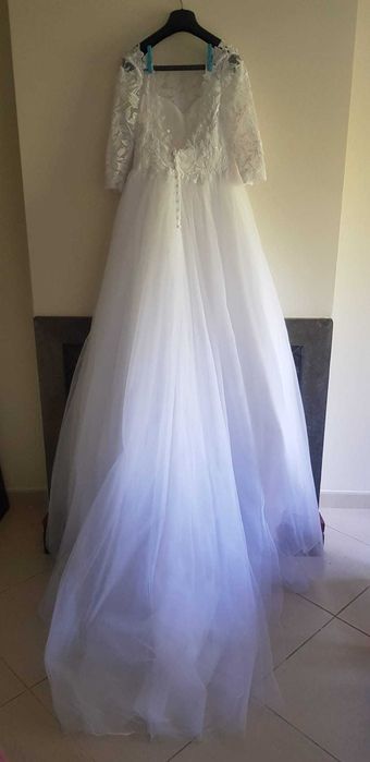 NOVO Vestido de noiva com renda e mangas