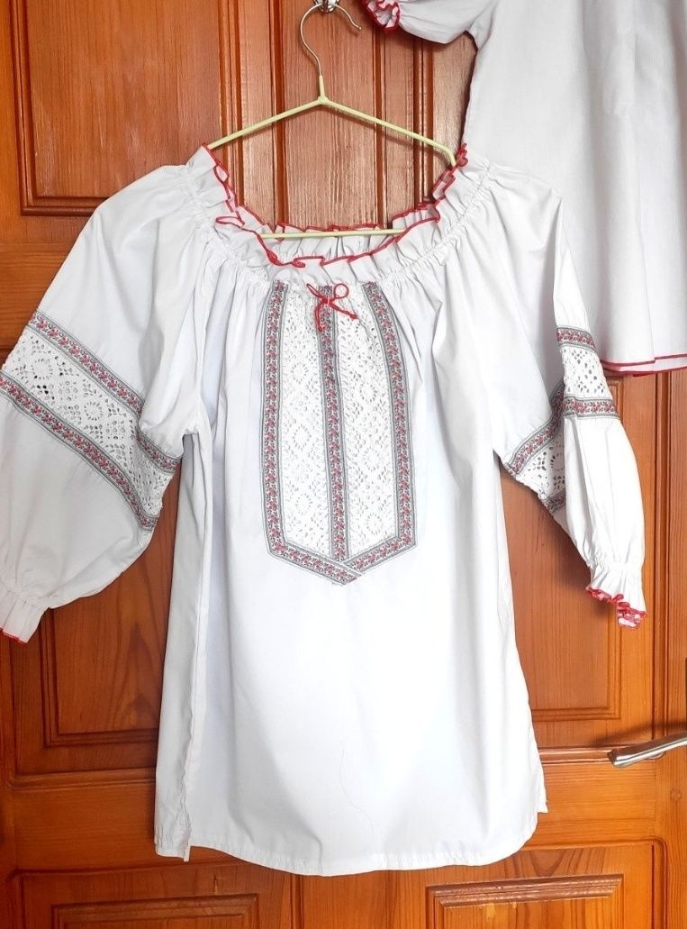 Вишиванки, вишиті сорочки, блузи