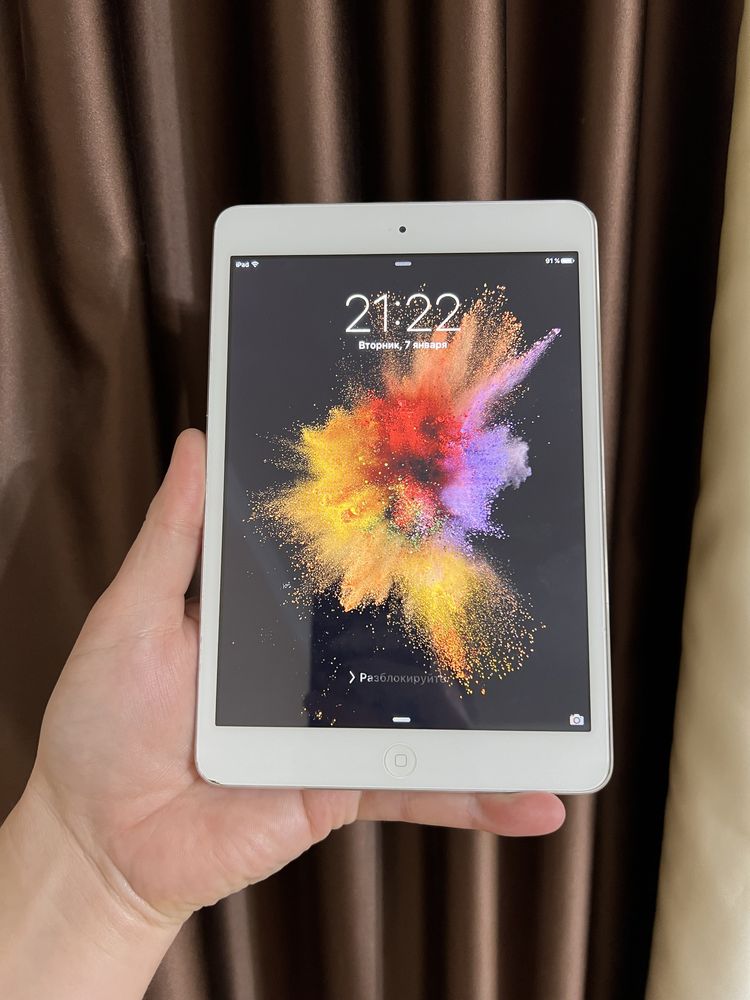 Планшет Apple iPad mini Wi-Fi 16GB MD531 White