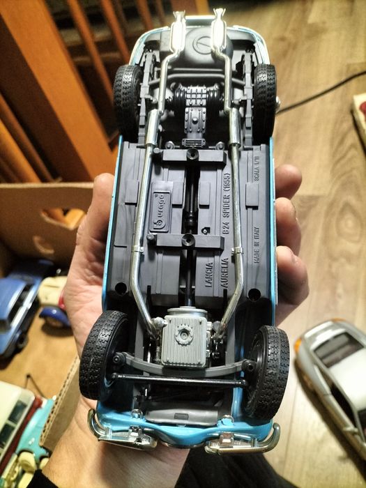 Modele trzy sztuki cena za komplet