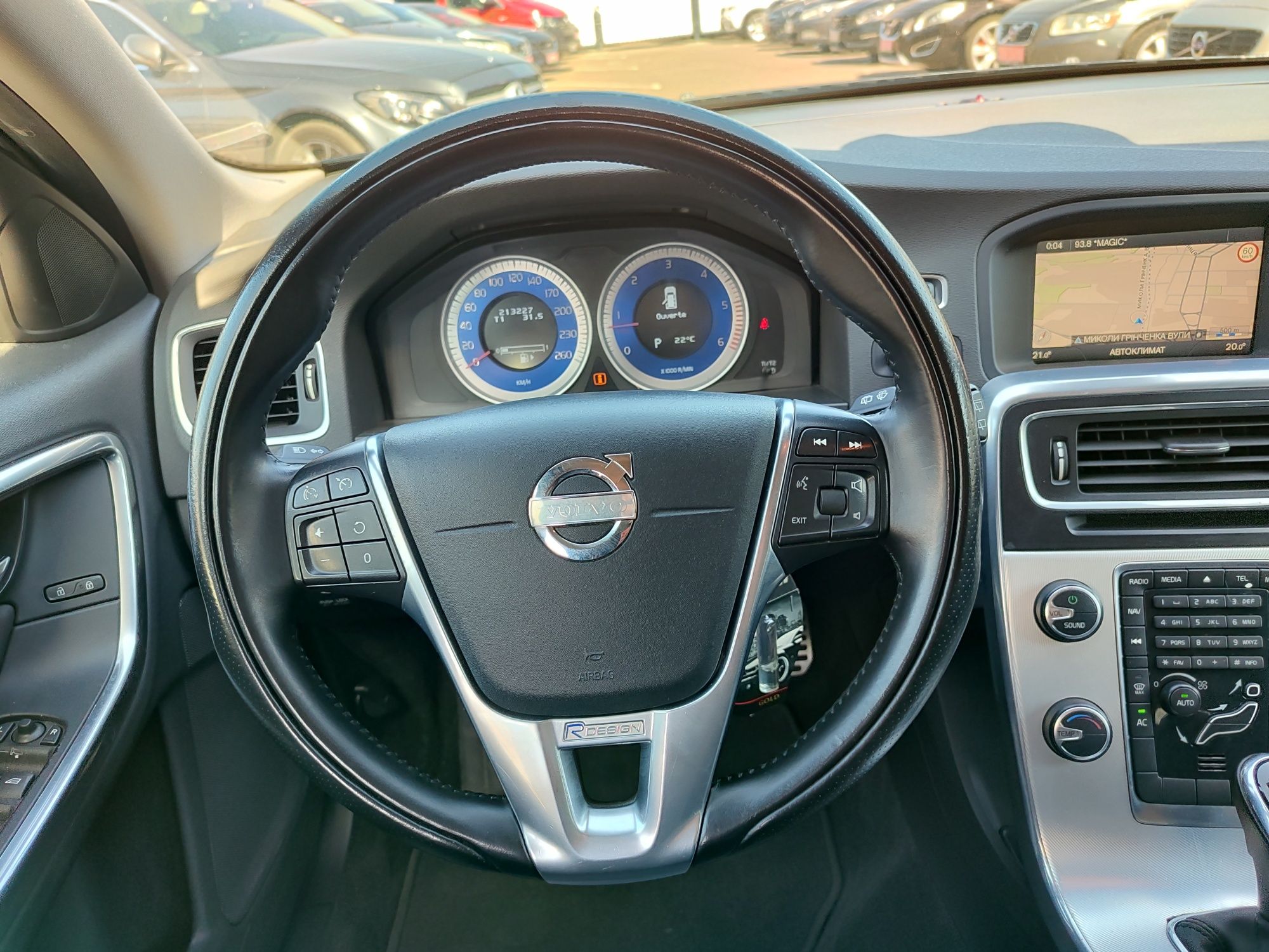 R-DESIGN Volvo V60 2,4 D5 AWD автомат 2013 ІДЕАЛ