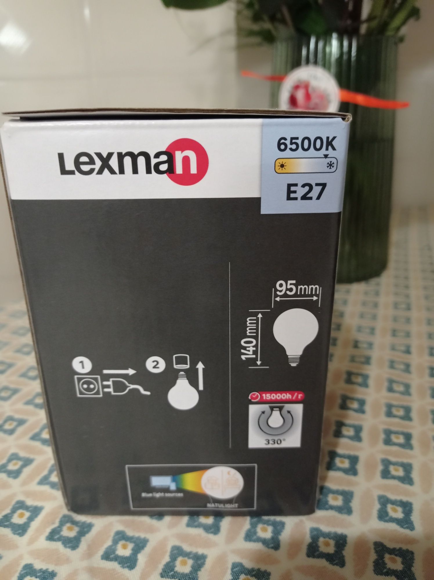 Lâmpada de luz natural com 5 anos de garantia e talão de compra
