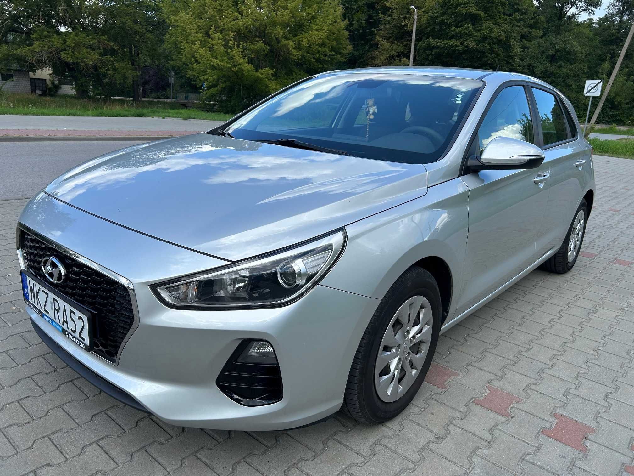 samochód osobowy Hyundai i30