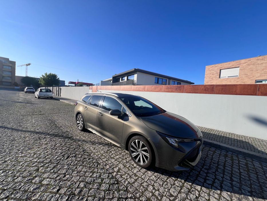 Corolla TS 1.8 Hybrid Confort + Pack Sport Ano 2021