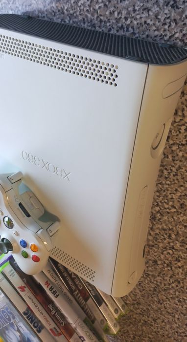 Xbox 360/10 jogos/1 comando