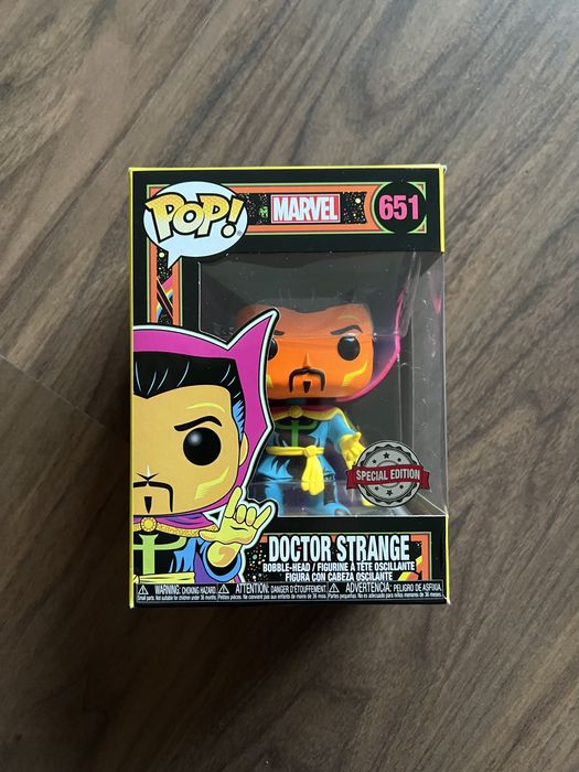 Funko Pop Dr. Strange Blacklight SE - 651