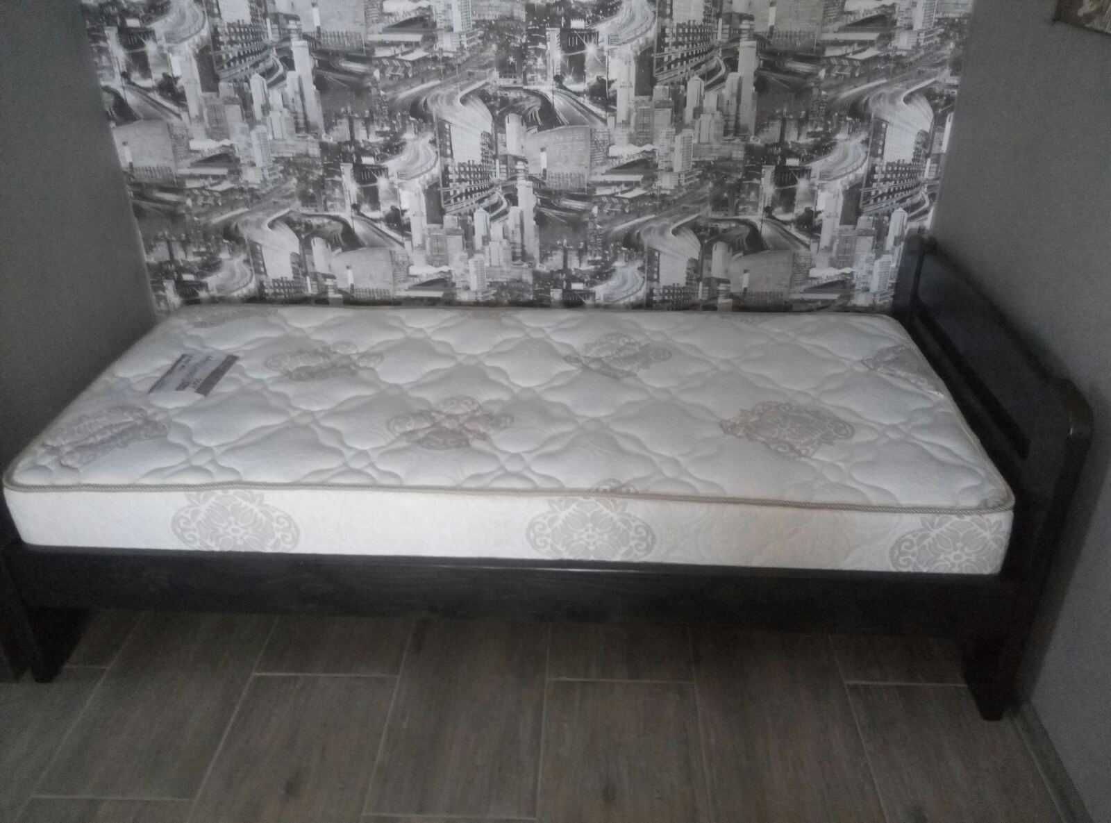 Кровать 90х200 см деревянная