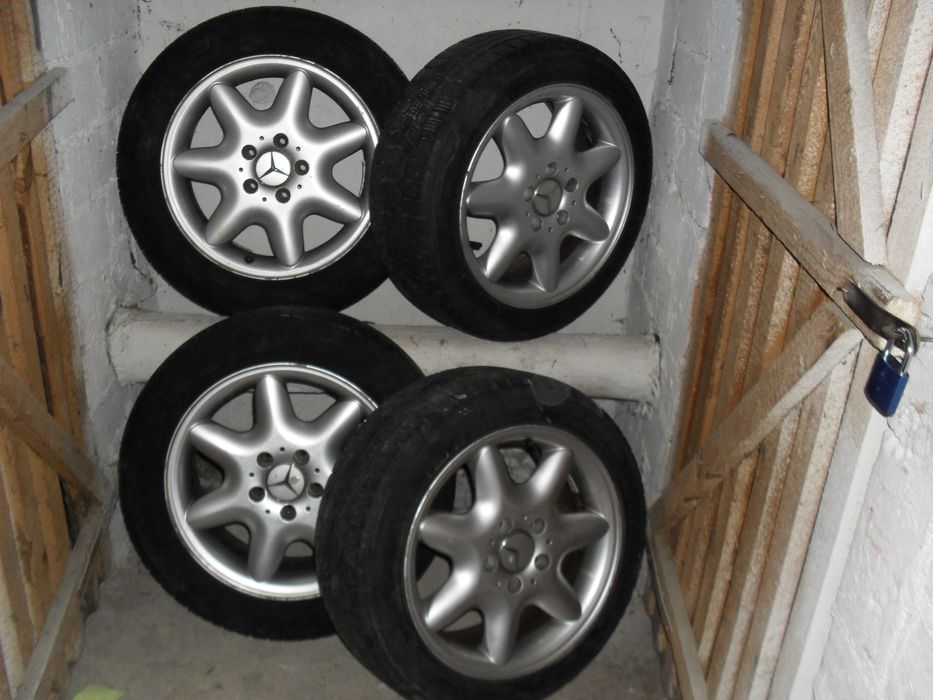 Opony i felgi 16'' Mercedes-alu-komplet 4 kół