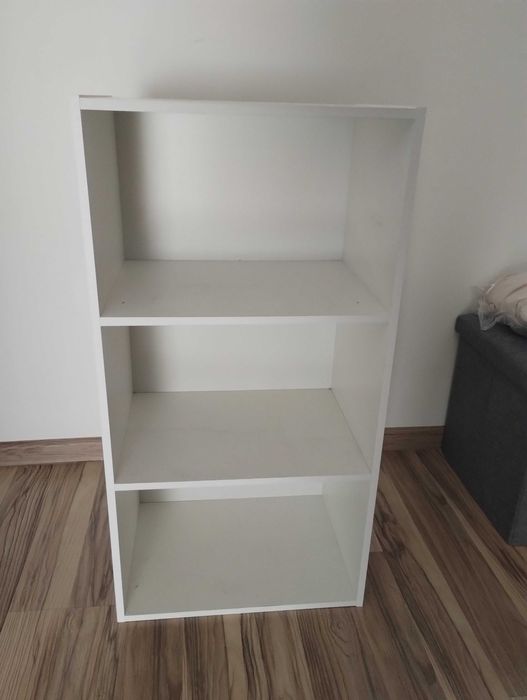 Mały biały regał, 3 półki