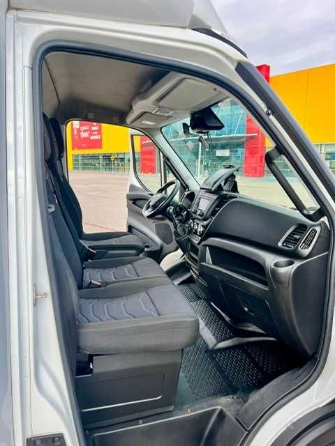 IVECO DAILY 50/C35 KONTENER 6100 X 2110 X 2300  DO 3,5T