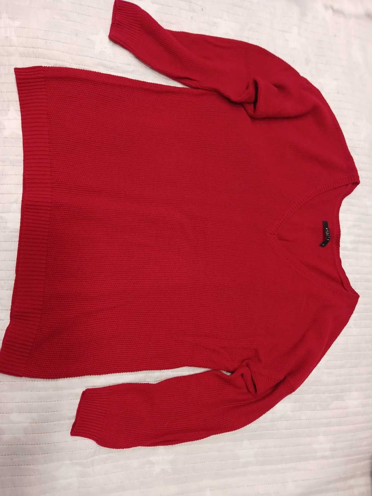 Продам жіночий светр Moxito