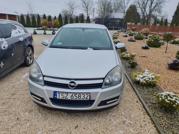 Opel Astra H, 1.4 benzyna 2004 r.,