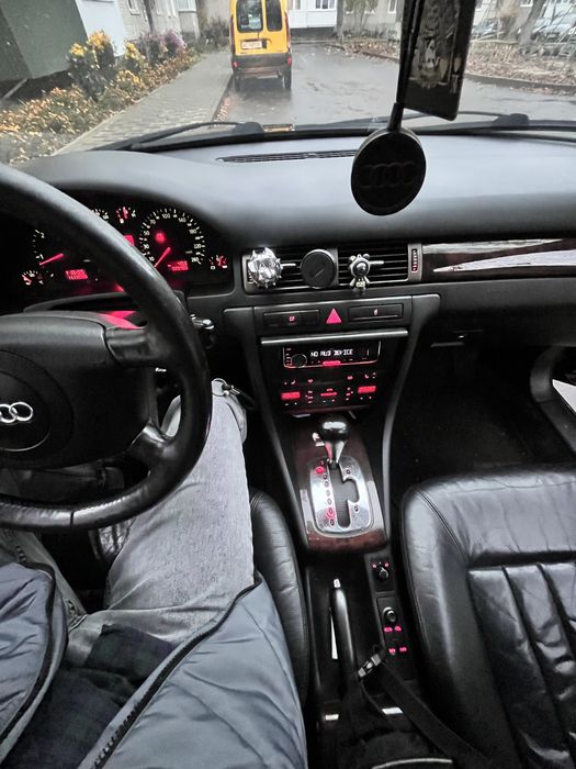 Ауді А6С5  авто в зорошу стані