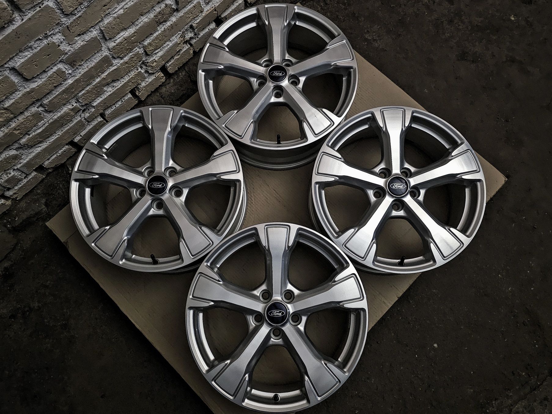 Нові R18 5x108 | Original | CZ | Преміум диски | Ford/Volvo/Renault/..