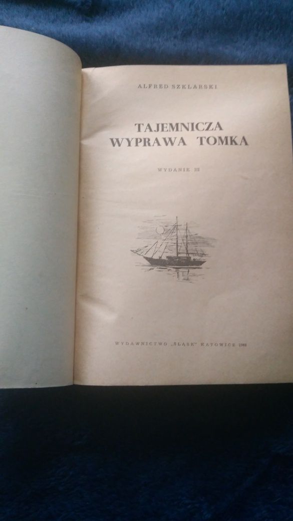 Seria książek o przygodach Tomka, Książki przygodowe dla młodzieży.