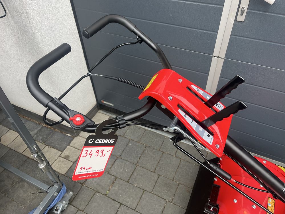 Glebogryzarka Cedrus GLX540 Napędem Przeciwbieżne Noże Dzik Kultywator