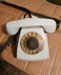 Zabytkowy telefon