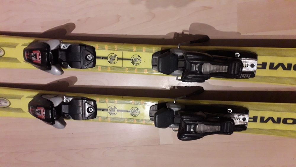 Narty Rossignol 110