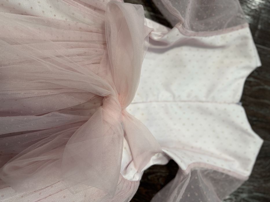 Дитяча сукня, нарядна. Сукня на Випускний.