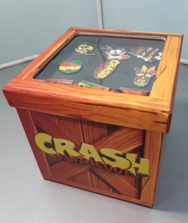Coleção de pins de Crash Bandicoot, Premium Pin Set (novo / selado)