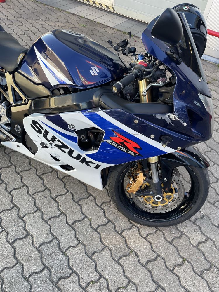 Suzuki gsxr-r 600