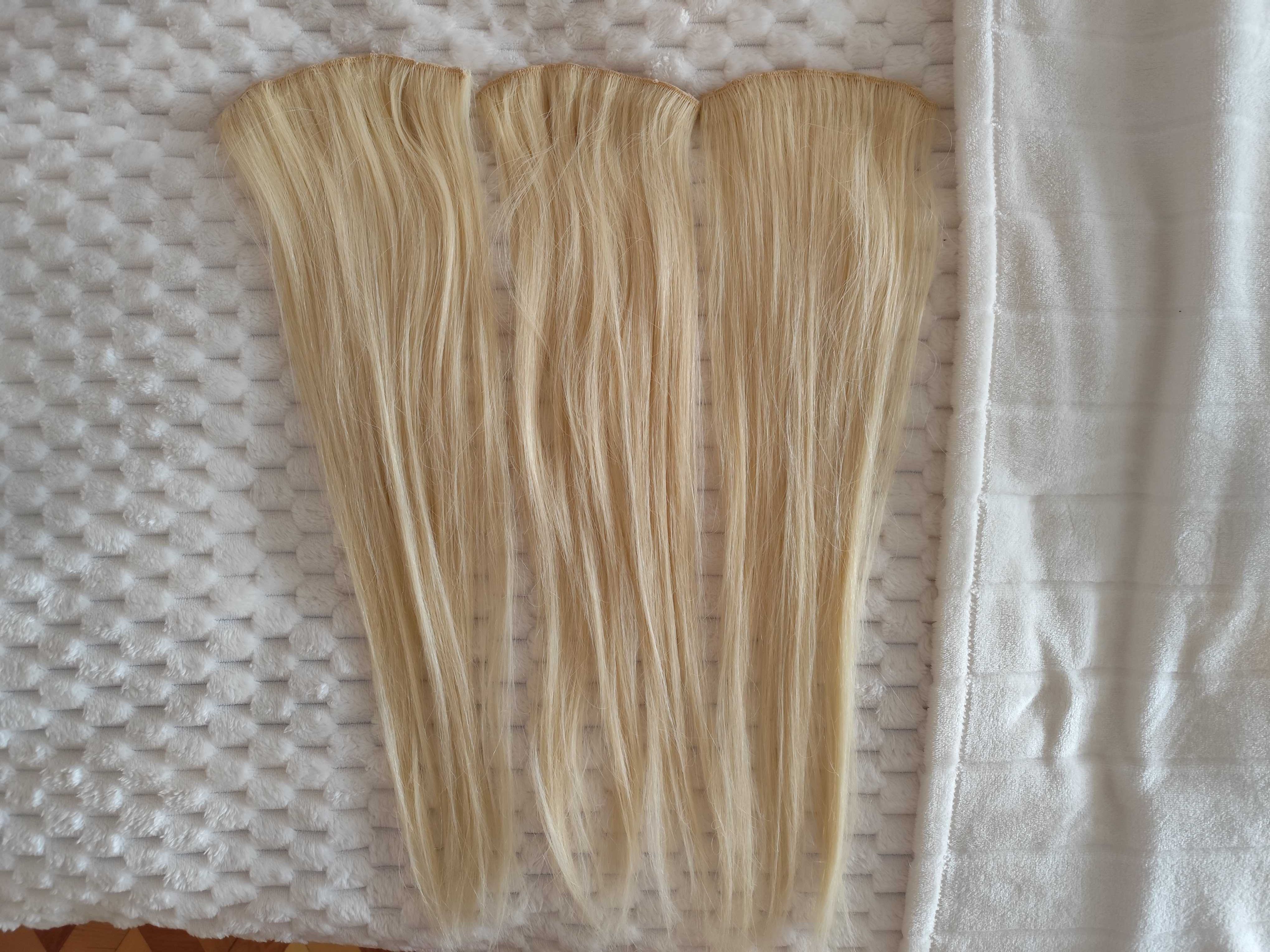 Włosy doczepiane jasny blond syntetyczne trzy taśmy 107 g 60 cm