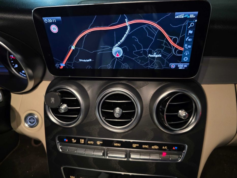 MERCEDES-BENZ C-CLASS  C220d
