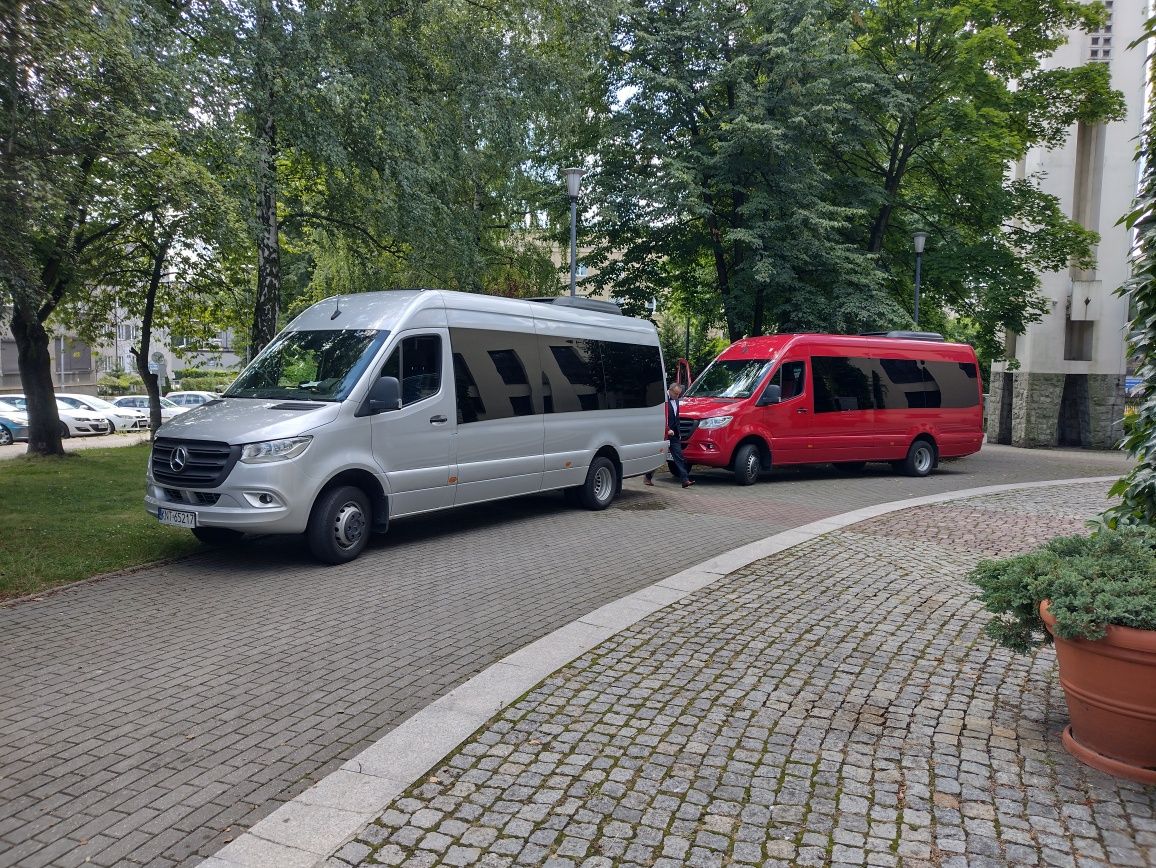 Autobus na wycieczkę,bus,autokary: 57,55,31,24,21, miejsc