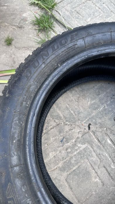 Зимові шини Dunlop 195/50 R15