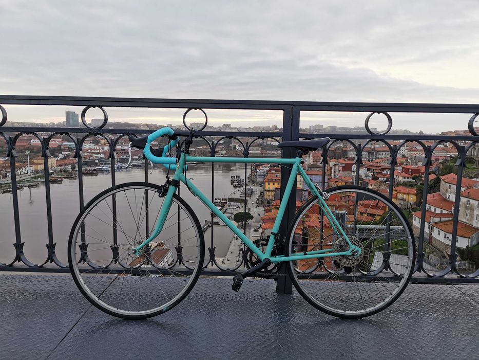 Bicicleta de estrada antiga