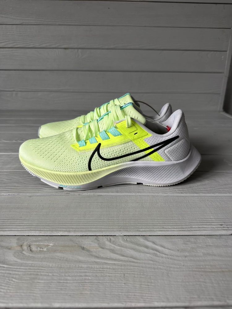 Жіночі кросівки Nike Air Zoom Pegasus 38 W CW7358-700