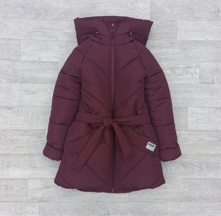 Зимова куртка для дівчинки з поясом