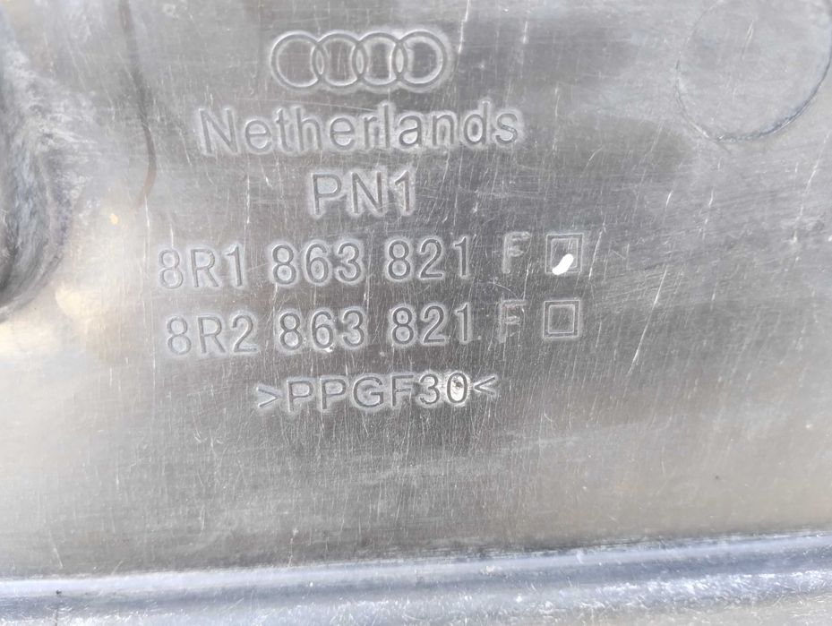 Płyta osłona silnika AUDI Q5 8R0