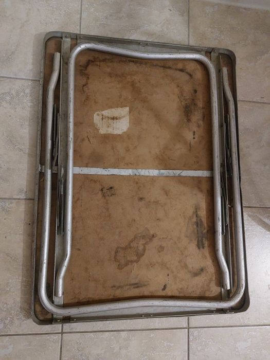 Раскладные стол и стулья